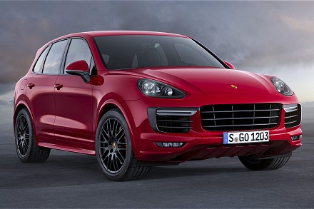 Porsche Cayenne Ailesine 2 Yeni Üye