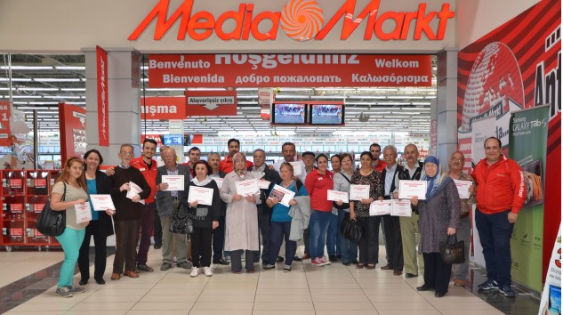 Media Markt’dan 8 İlde “Emeklilere Teknoloji Eğitimi”