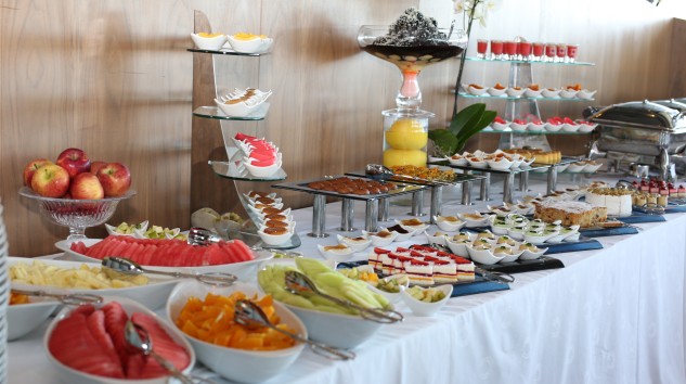 Wyndham Grand İstanbul Kalamış Marina Hotel’de Pazar Brunchları Zamanı