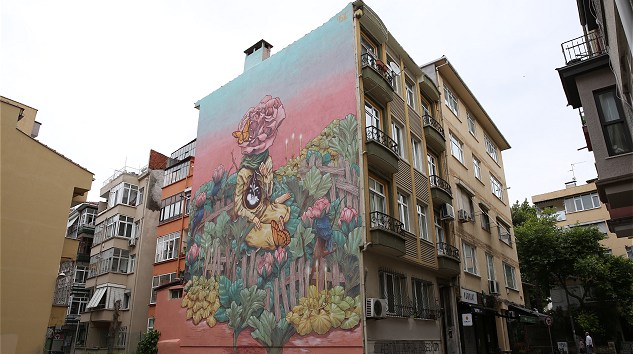 Kadıköy’de Gri Duvarlar Sanatla Buluşuyor