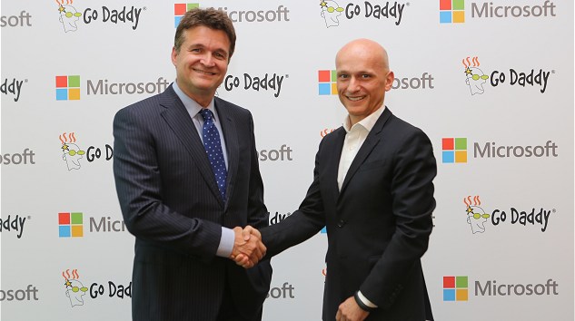 Microsoft ve GoDaddy, KOBİ’lerin Teknolojik Hayatını Kolaylaştıracak