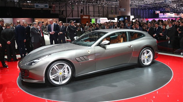 Ferrari GTC4Lusso, Ekim 2016’da Türkiye’de