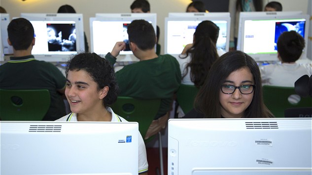 Intel’in “Adaptif Öğrenme Platformu” Öğrencilerle Birlikte Geliştiriliyor