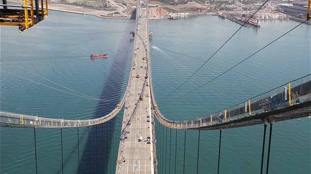 İzmit Körfezi’ndeki Asma Köprü Açıldı