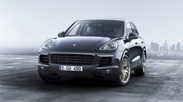 Porsche’den Yeni Bir Üye: Cayenne Platinum Edition