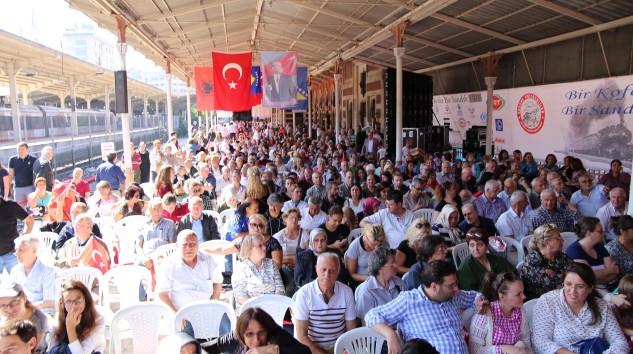 5.000’den Fazla Balkan Göçmeni Sirkeci Garı’nda Geçmişi Andı