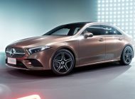 Mercedes-Benz Yeni Modellerini Görücüye Çıkardı