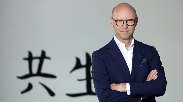 Canon EMEA’da Atama