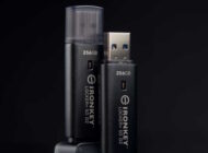 Parolanızı 10 Kez Yanlış Girerseniz Kendini Siliyor: Kingston’dan Süper Güvenli USB Sürücü