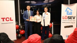 TCL Electronics Türkiye, LÖSEV’li Çocuklara Özel Sinema Odası Kurdu