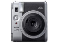Fujifilm, Şipşak Fotoğraf Makinesi instax mini 99’un Gümüş Rengini Tanıttı